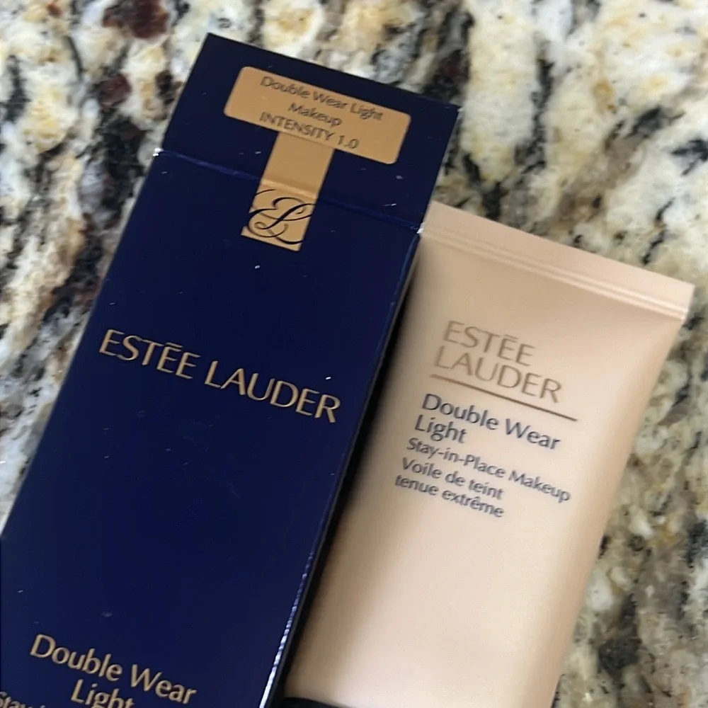 🌙♣️Rare! Estée Lauder Double Wear Light Intensity 1 Stay In Place Makeup